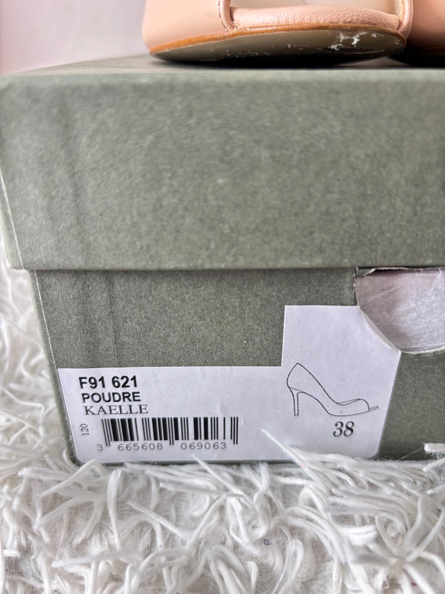 Minelli - Escarpins nude poudré élégants – Taille 38 – Talons fins – Très bon état
