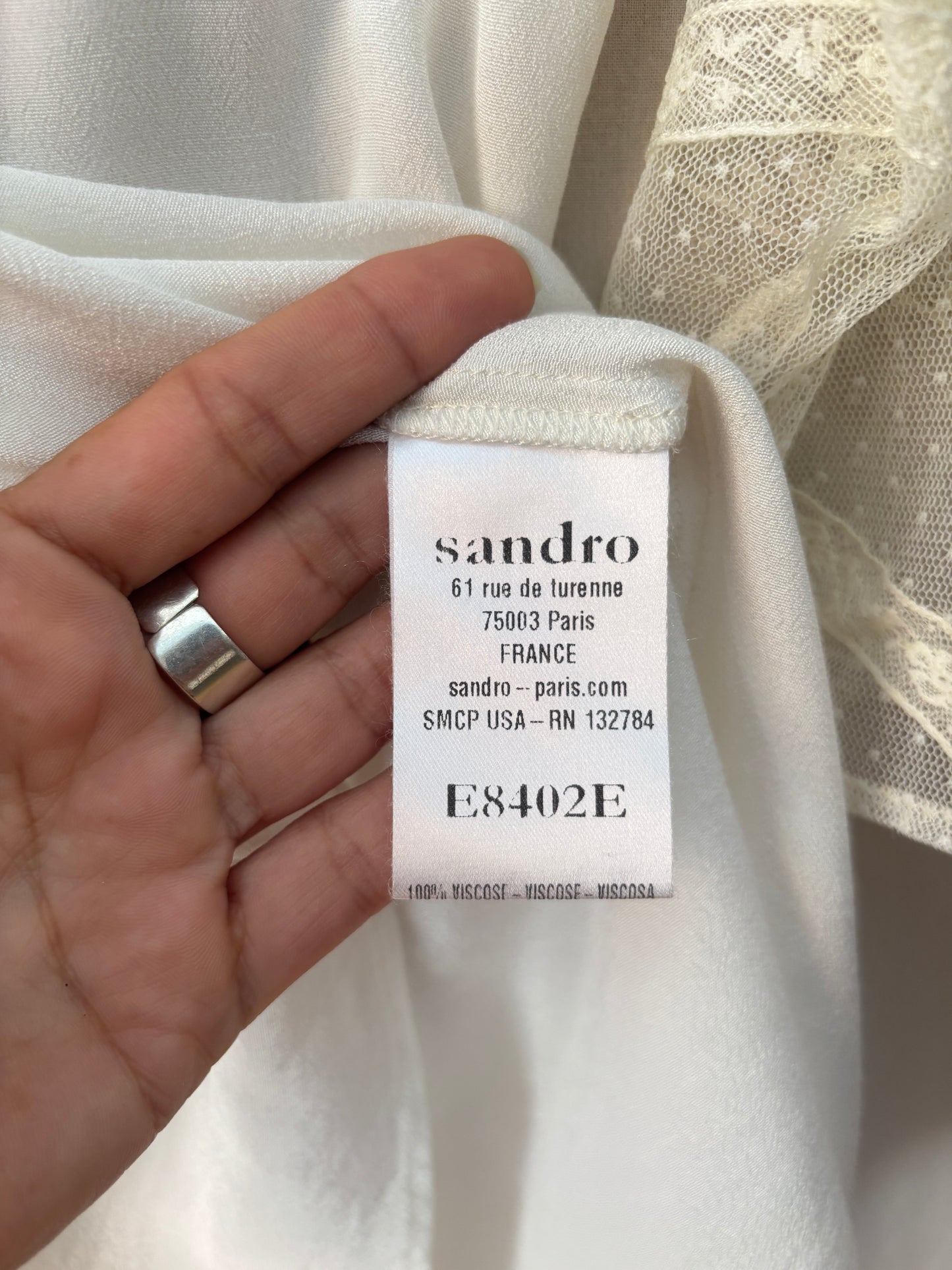 Top Sandro blanc en plumetis et transparence – Taille 1 – Chic et romantique