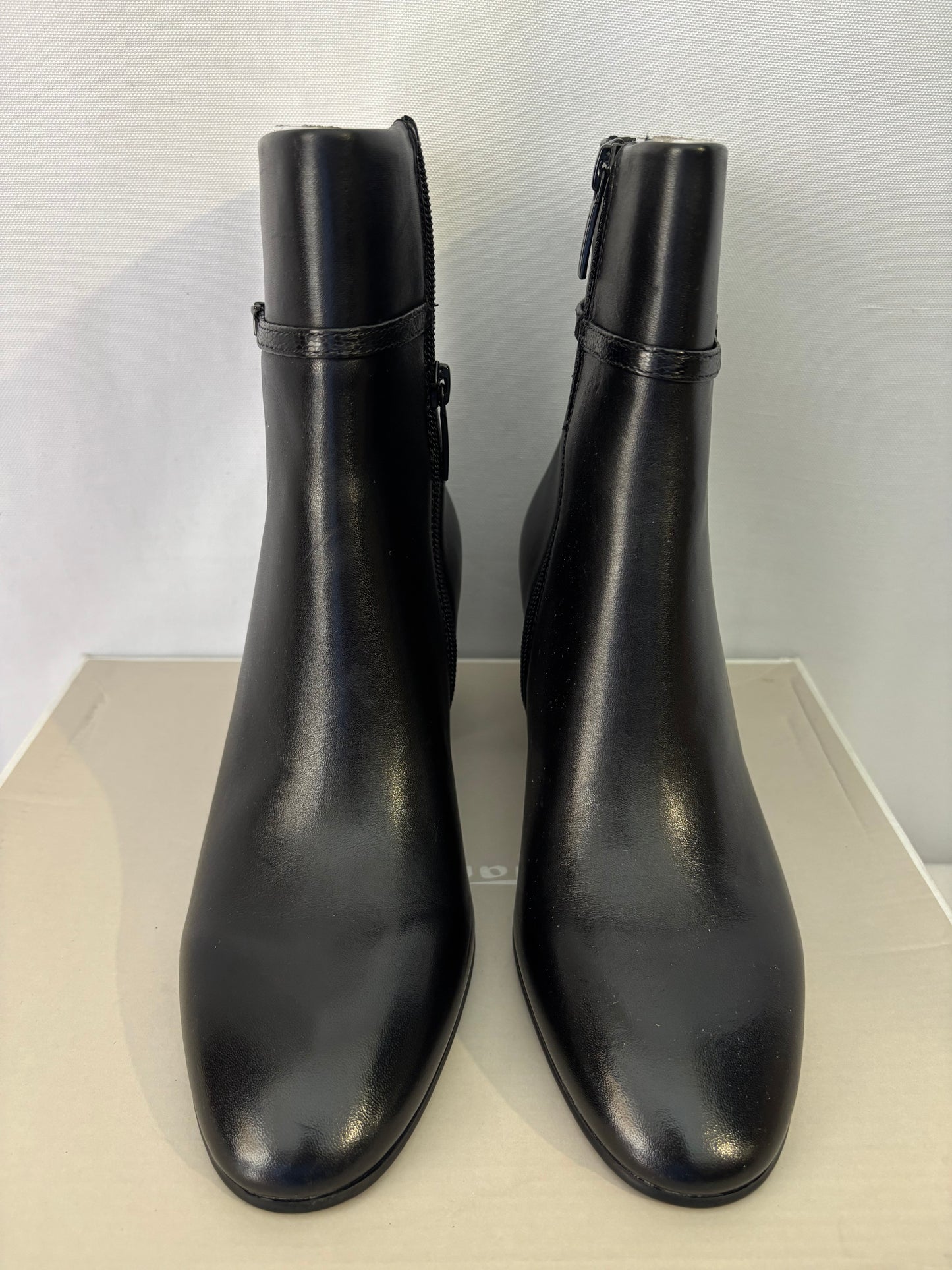 Tamaris - Bottines cuir noir – Neuves avec boîte - Taille 39