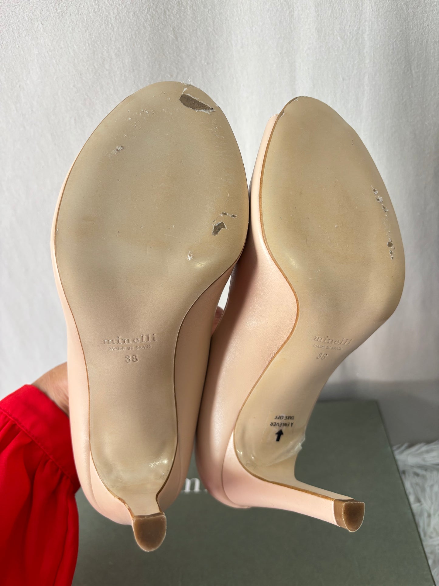 Minelli - Escarpins nude poudré élégants – Taille 38 – Talons fins – Très bon état