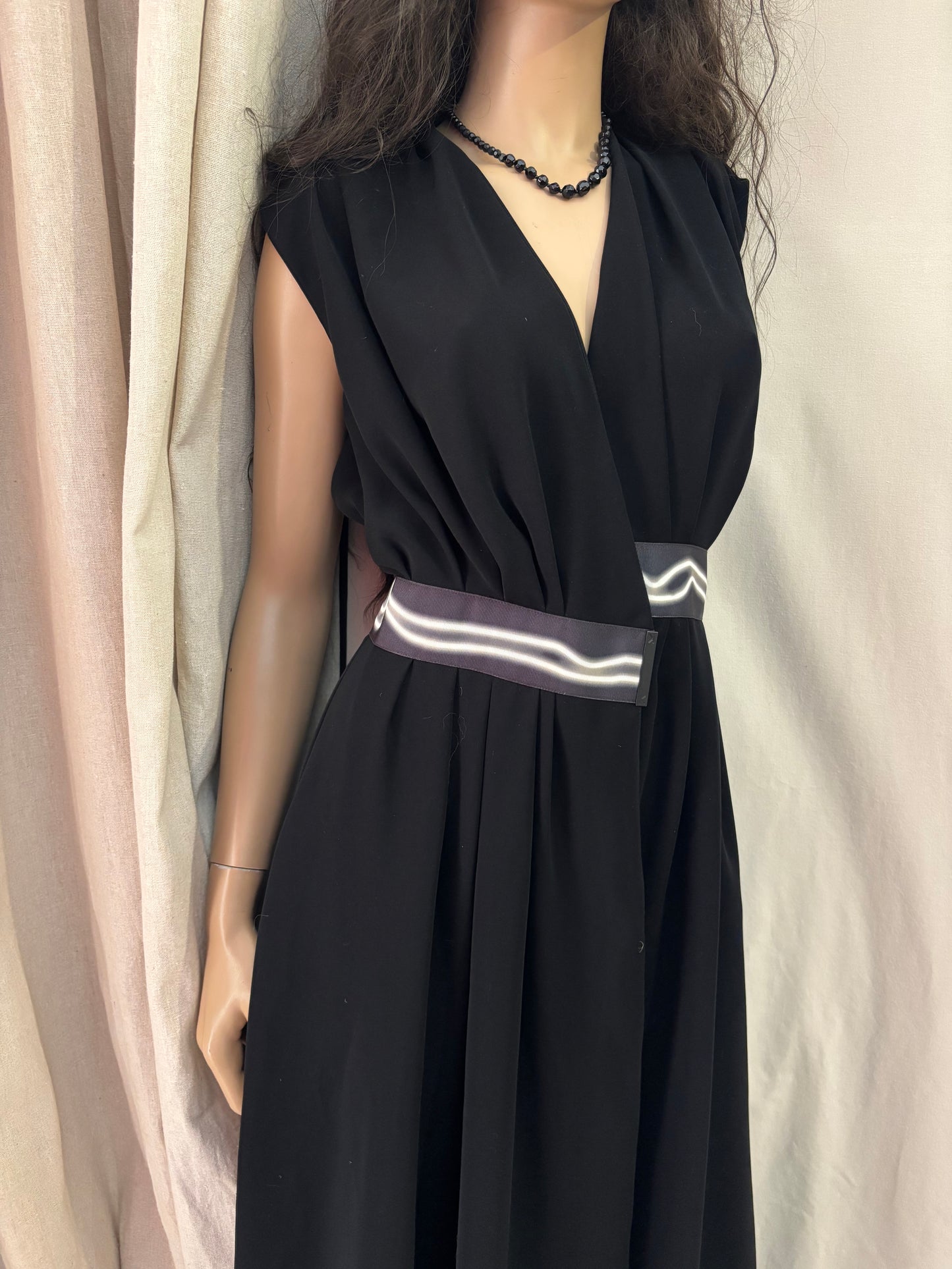 Kenzo Paris- Robe longue noire - coupe fluide ceinturée – taille 38