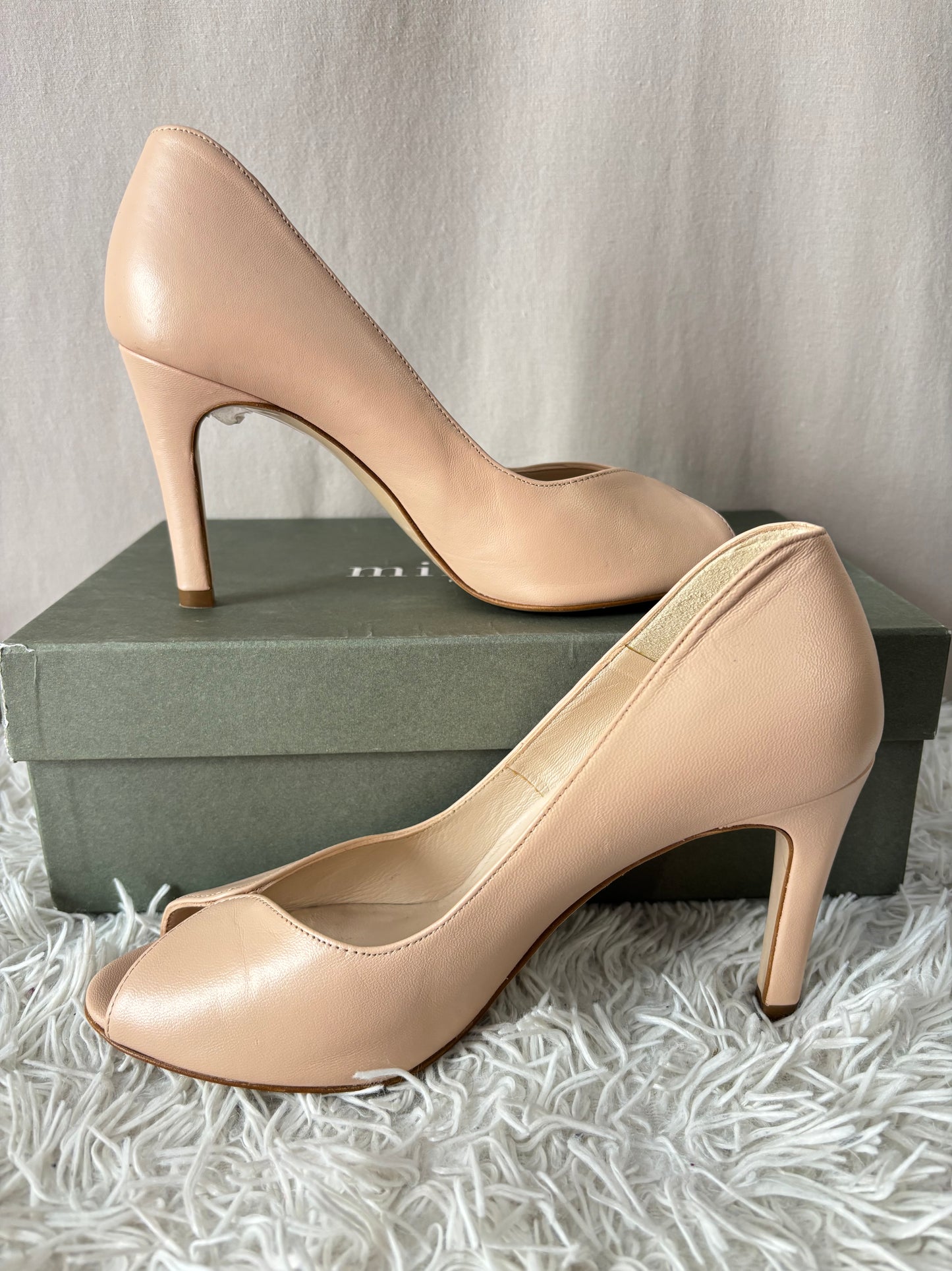 Minelli - Escarpins nude poudré élégants – Taille 38 – Talons fins – Très bon état