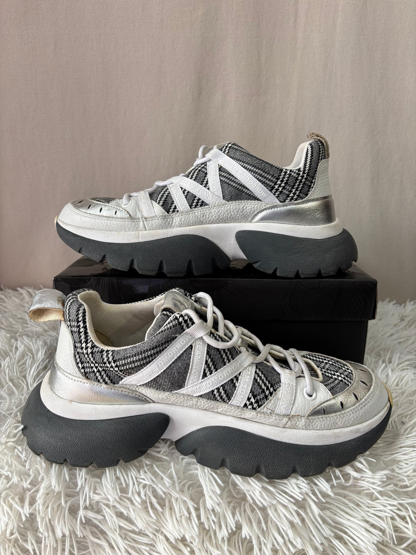 Maje - Baskets - semelle chunky – Taille 39