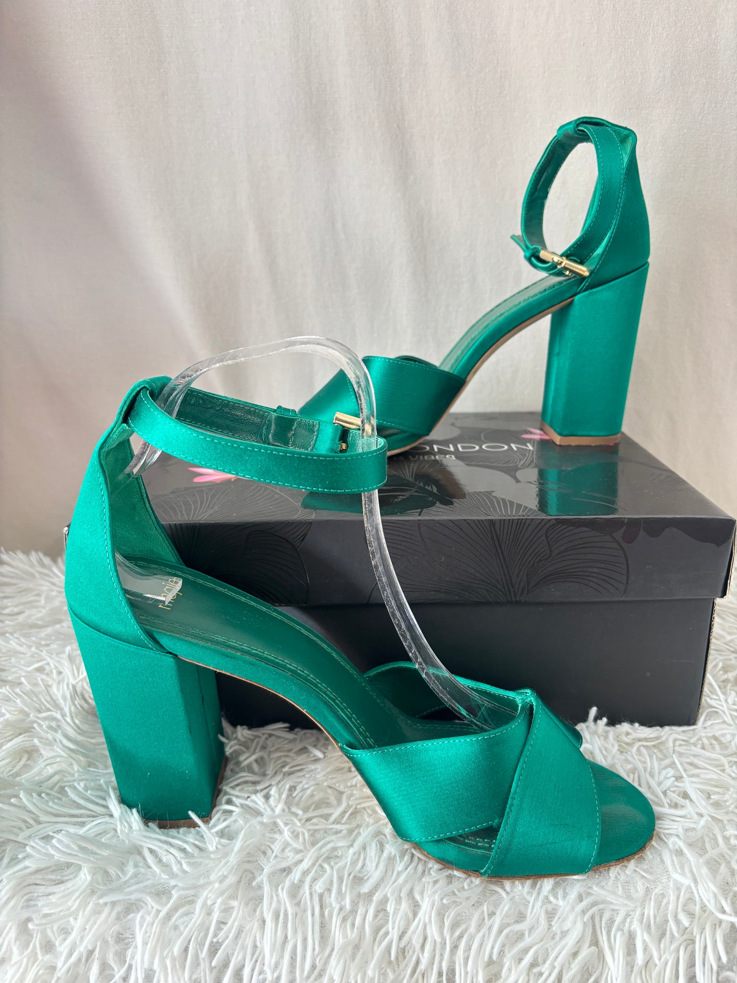 Sandales à talons Maje satin vert émeraude – Taille 40