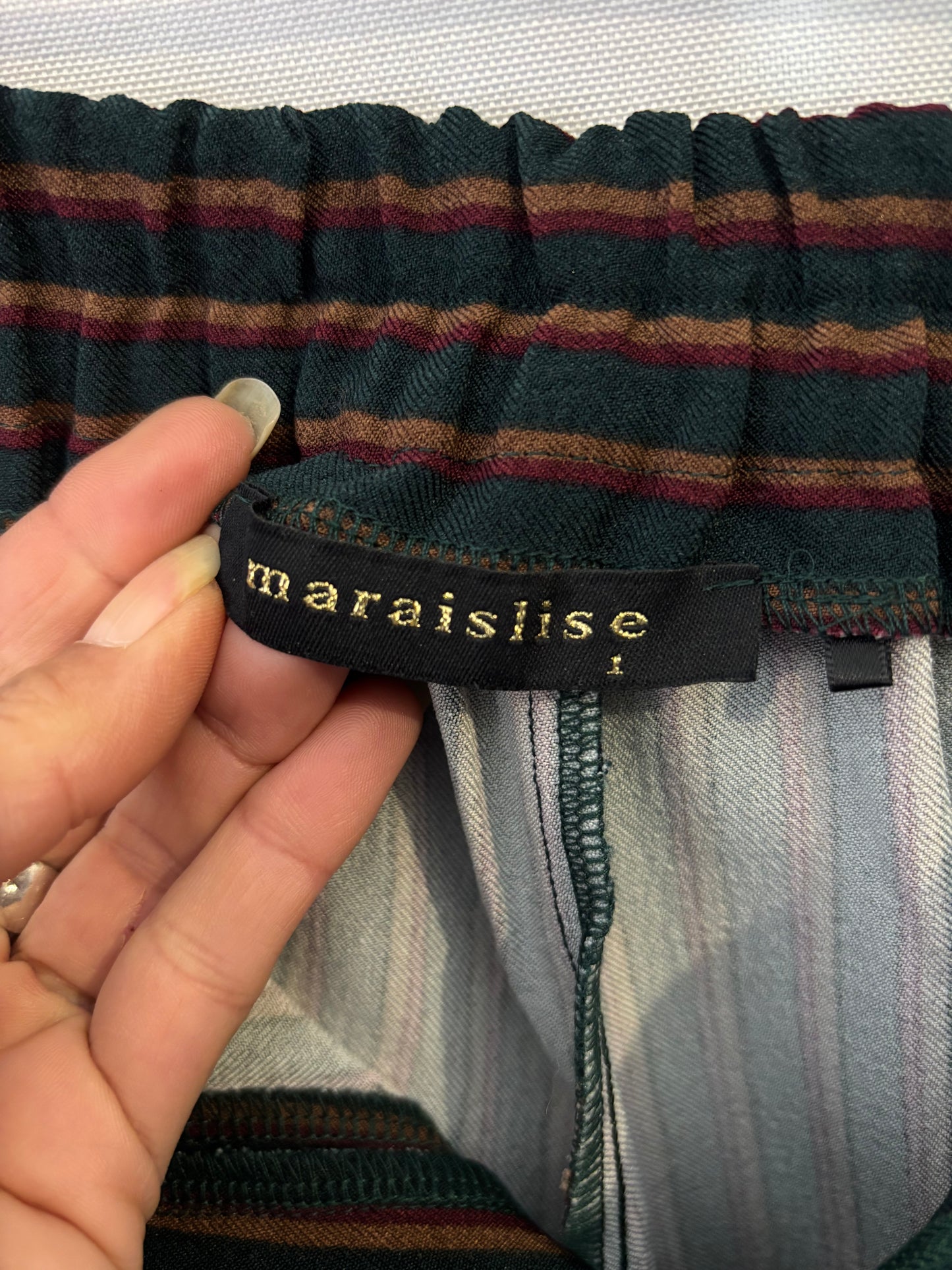 Marailise - Pantalon rayé – vert profond & bordeaux – coupe élégante - Taille 1