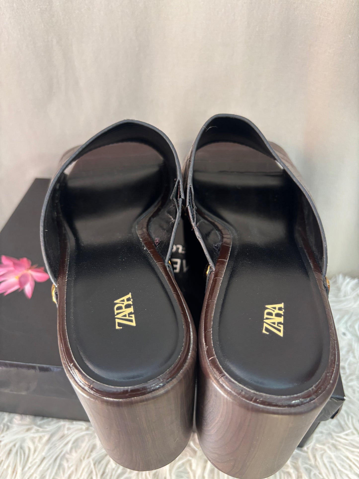 Zara mules compensées marron effet crocodile - Taille 39