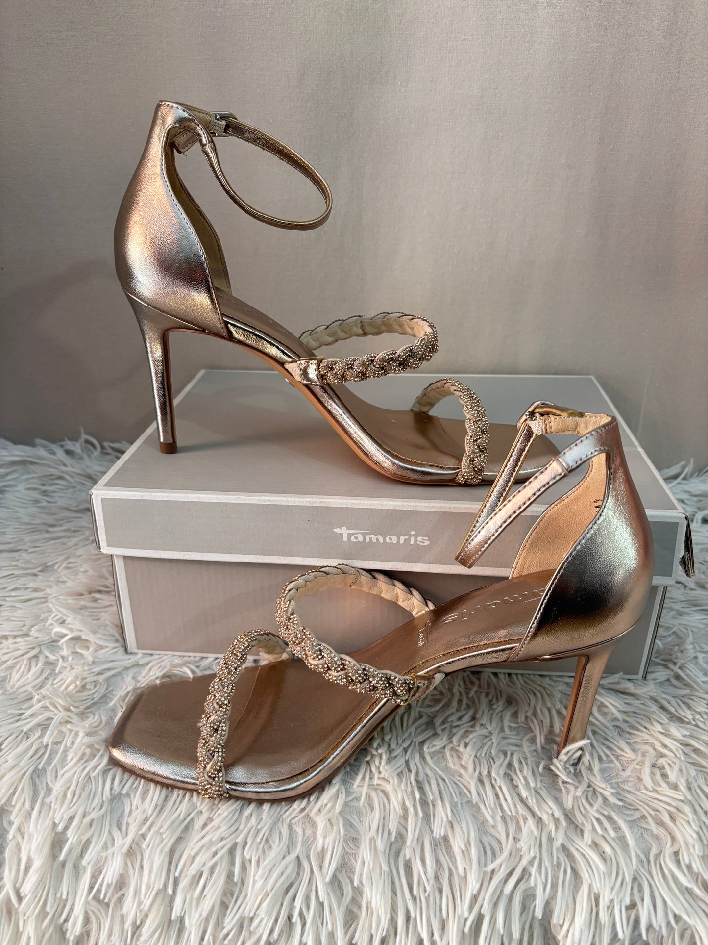 Tamaris sandales à talons dorées - neuves avec boite - Taille 39