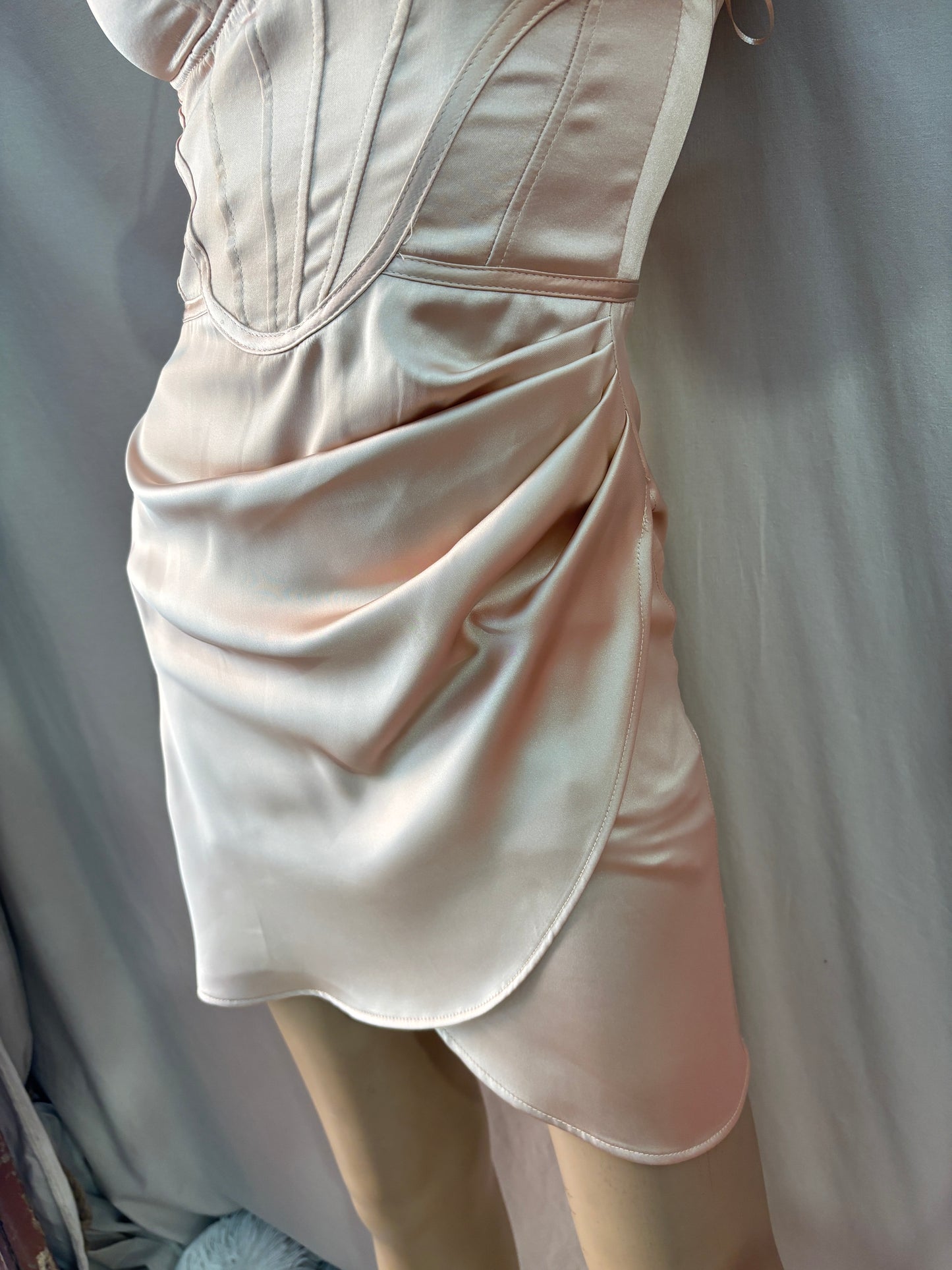 Robe Zara Satinée Rose Poudré Effet Corset - Neuve avec Étiquette - Taille XS