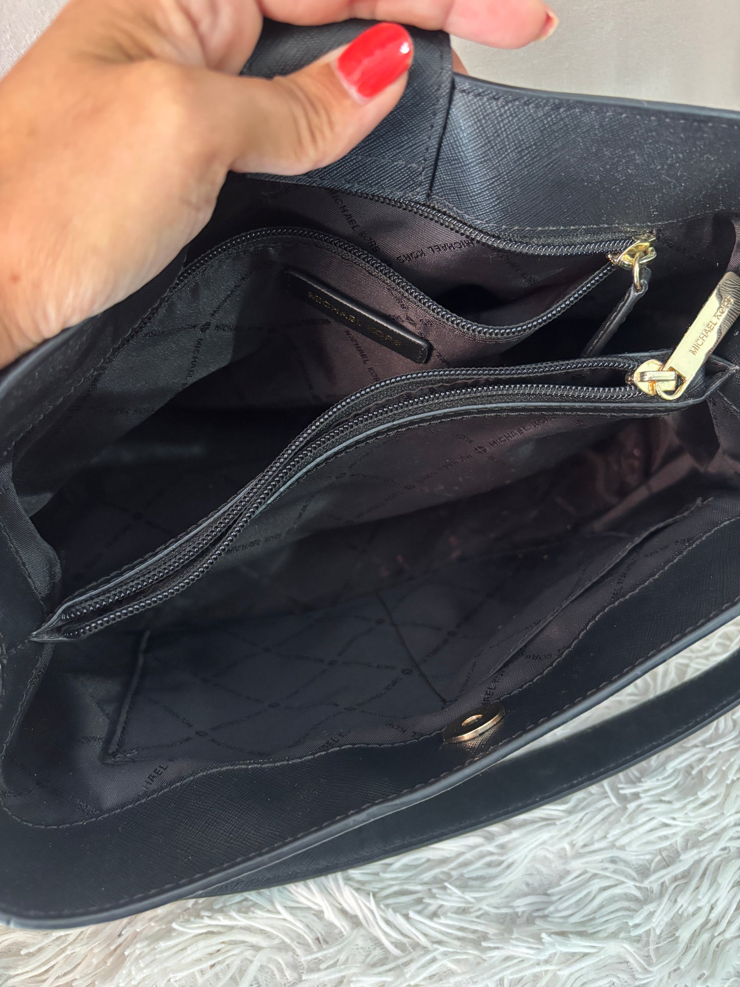Sac Michael Kors Noir en Cuir Saffiano - Sac Porté Épaule & Bandouliére - Femme