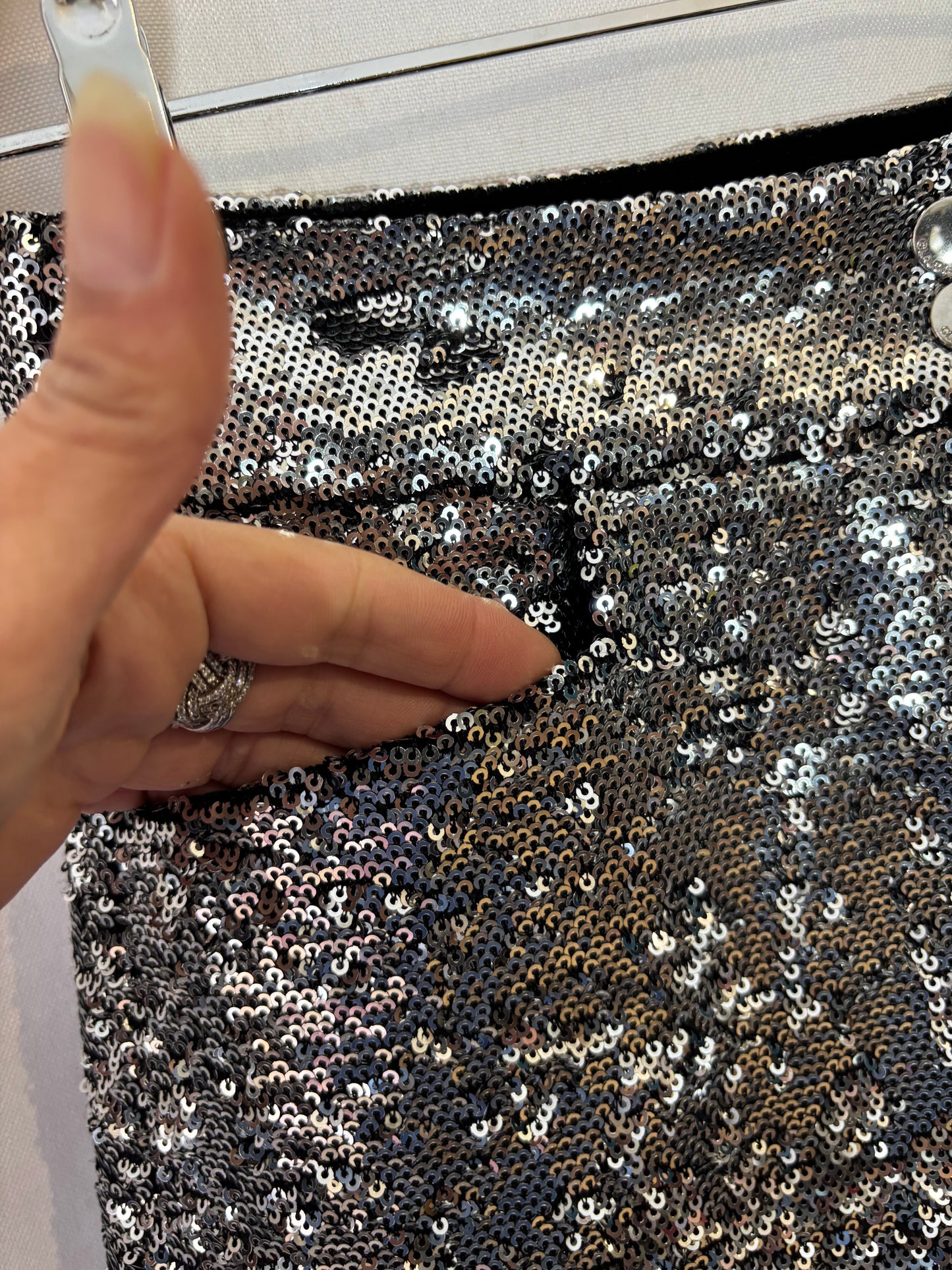 Claudie Pierlot - Short à sequins argentés -  Taille 38