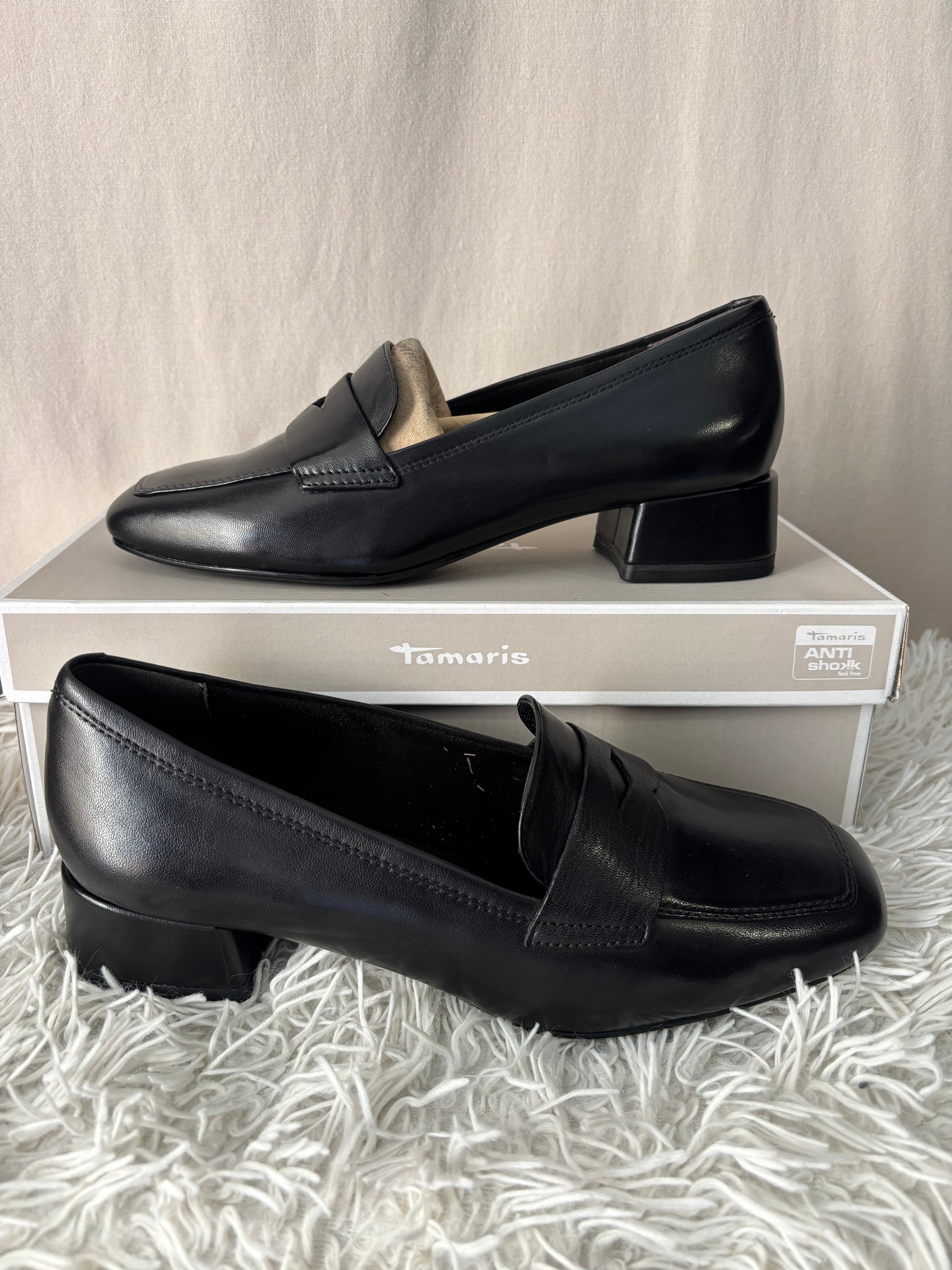 Mocassins Tamaris noir élégant femme neuf